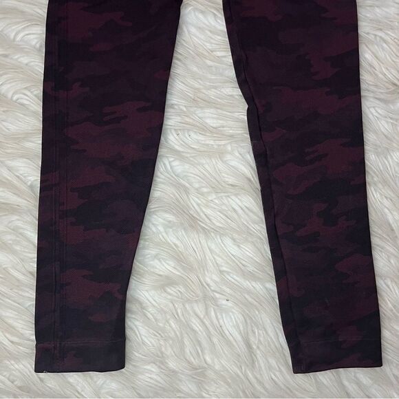 Spanx Look At Me Now High Rise Wine Camo Leggings - Picture 8 of 10